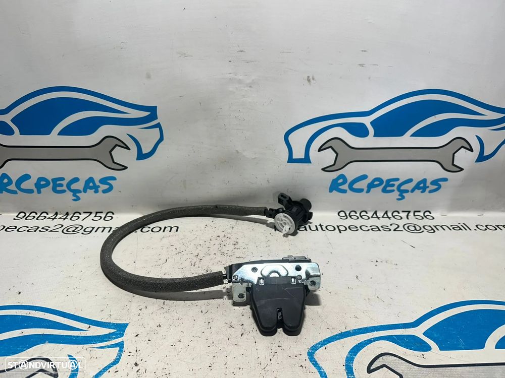 .Fecho Mala Eletrico Mercedes-Benz Classe C W204 A2047500185 2007 - 2014 - 1