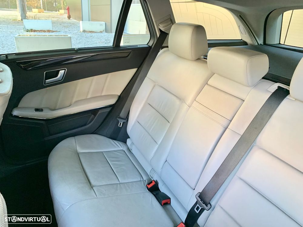 Mercedes-Benz E 300 Bluetec Hybrid Avantgarde - 15