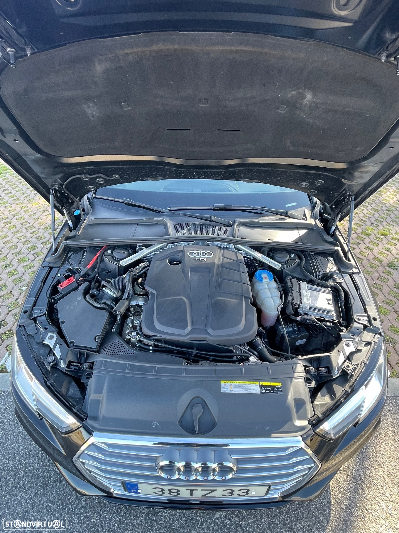Audi A4 2.0 TDI S-line - 8