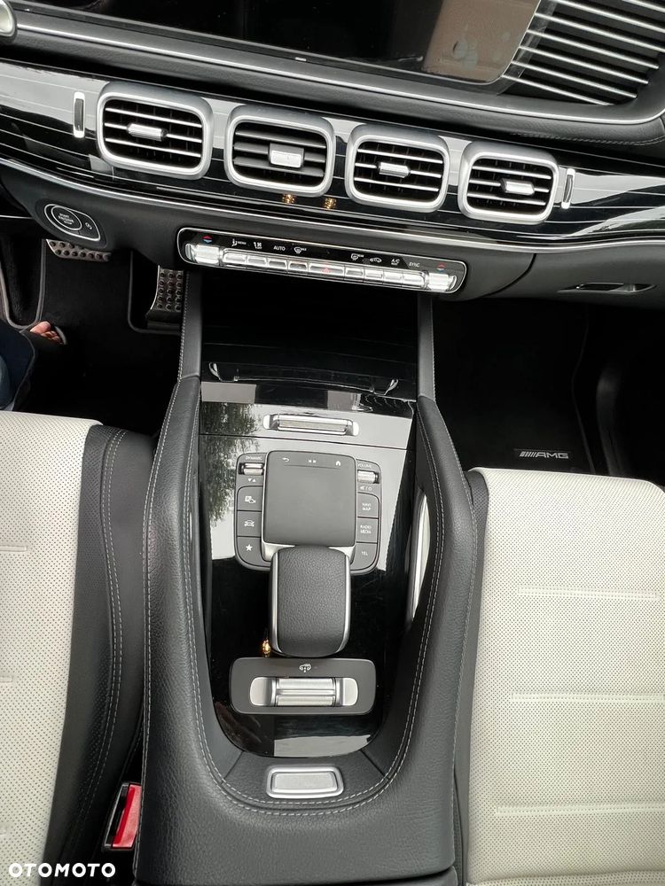 Mercedes-Benz GLE - 23