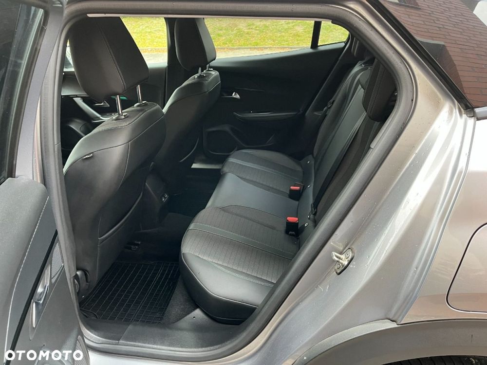 Peugeot 2008 PureTech 100 Allure S&S BVM6 - 24