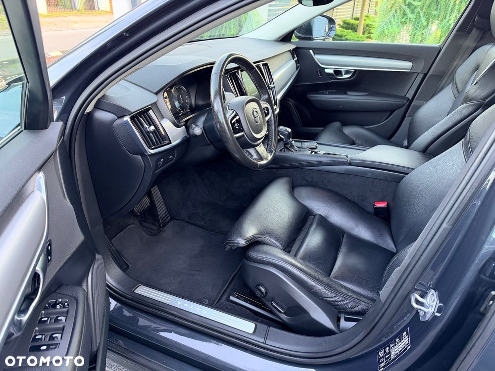 Volvo V90 D3 Geartronic Momentum Pro - 9