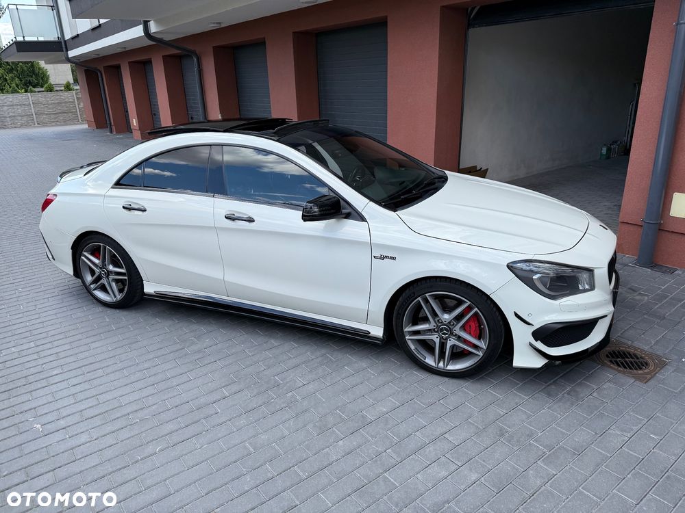 Mercedes-Benz CLA 45 AMG 4-Matic - 9