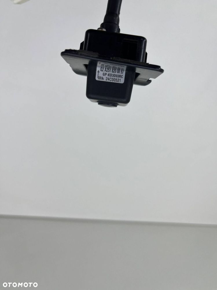 MERCEDES R W251 KAMERA COFANIA KLAPY TYŁ A2518200897 - 5