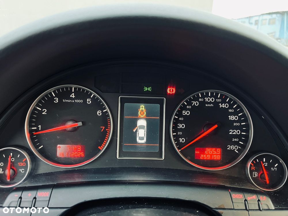 Audi A4 Avant 1.8T - 8