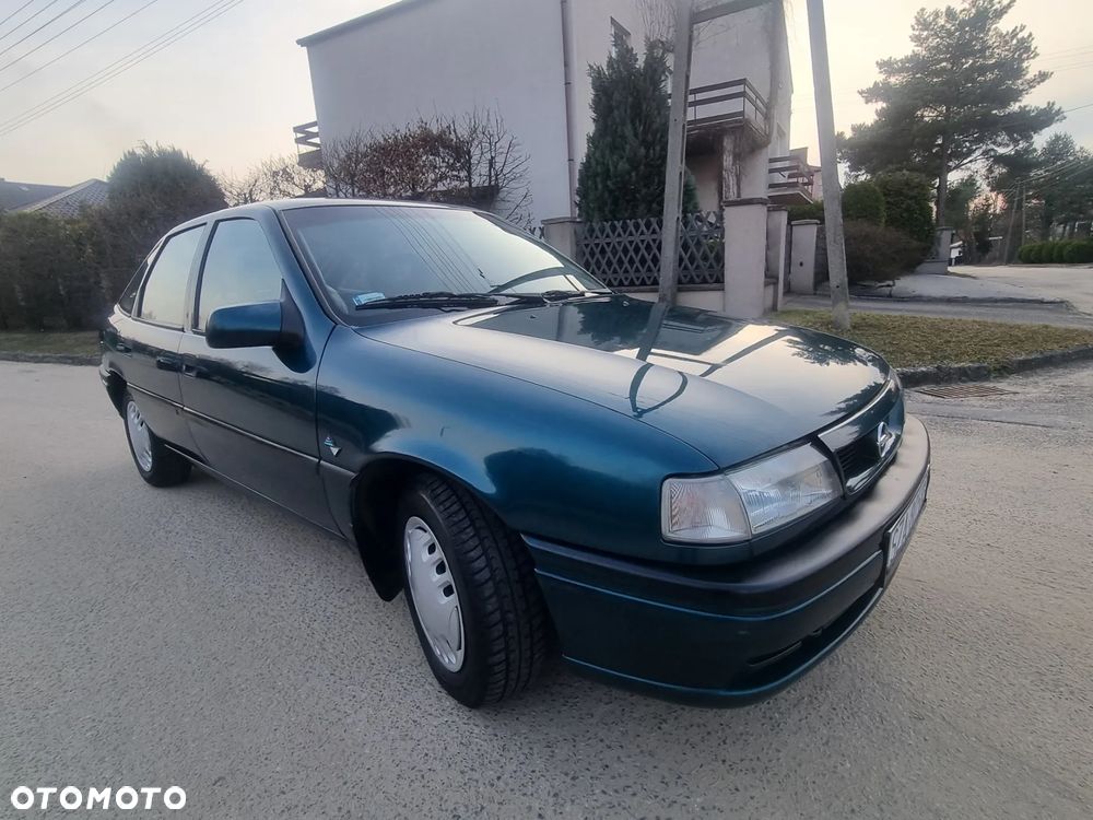 Opel Vectra - 9