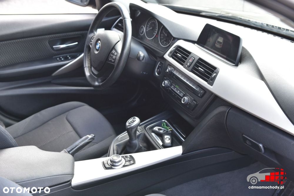 BMW Seria 3 - 24