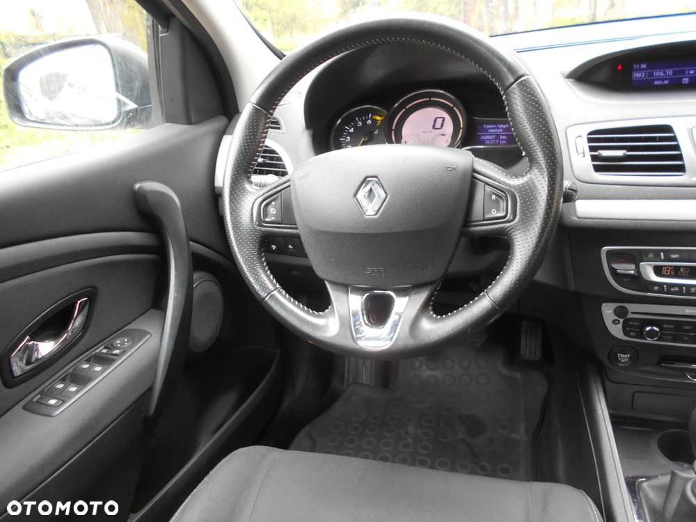 Renault Megane 1.6 16V Style Edition - 7
