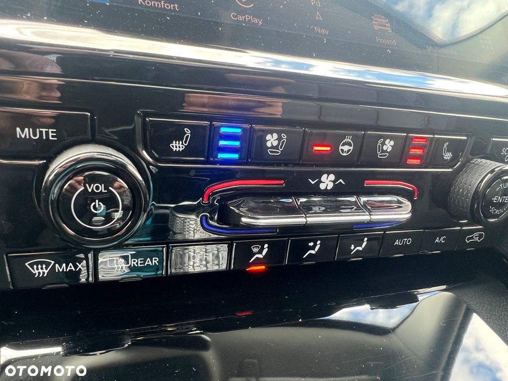 Jeep Grand Cherokee - 21