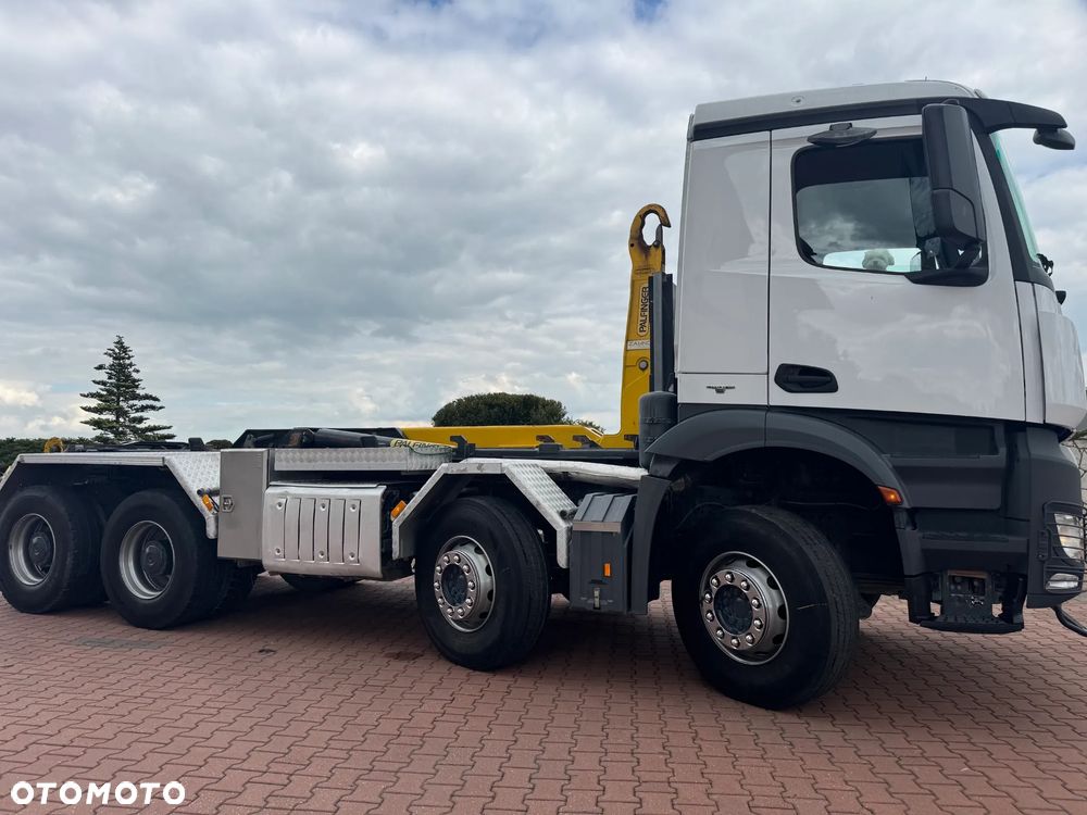 Mercedes-Benz Arocs 3251 - 7