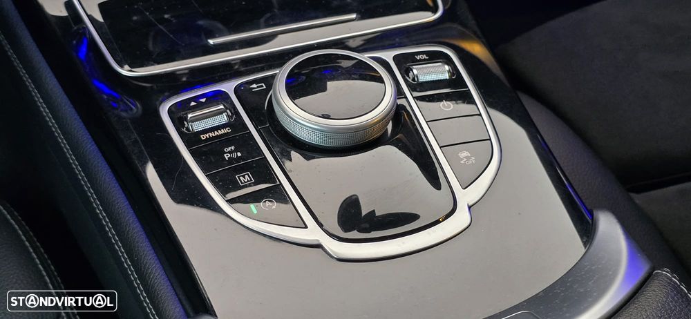 Mercedes-Benz GLC 220 d 4Matic 9G-TRONIC AMG Line - 56