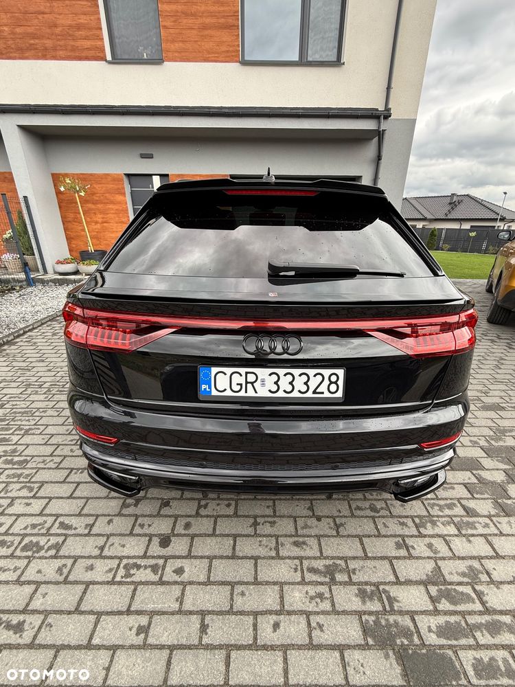 Audi Q8 SUV TFSI quattro 250 kW tiptronic S line business - 9