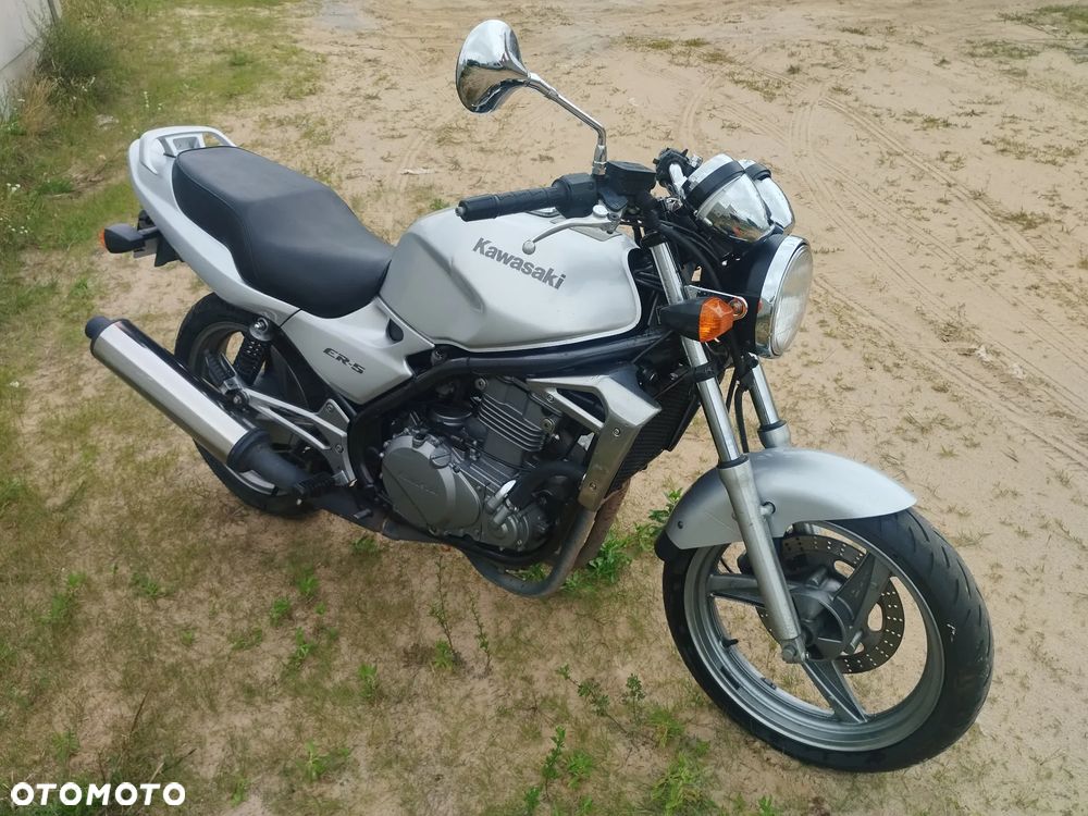 Kawasaki ER - 9