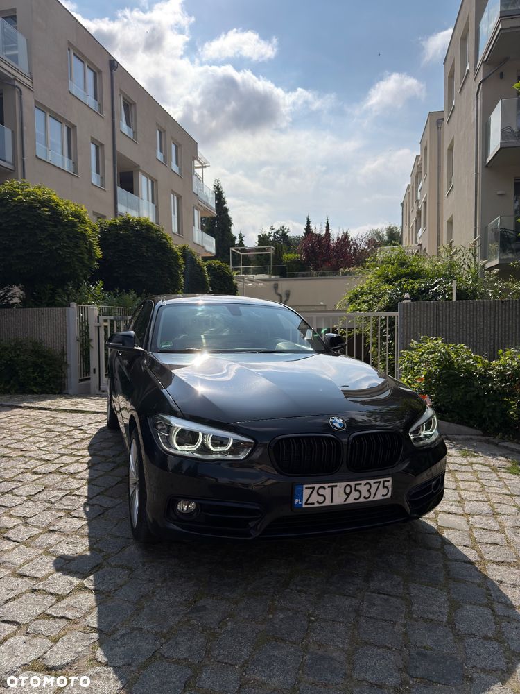 BMW Seria 1 120i Sport Line - 1