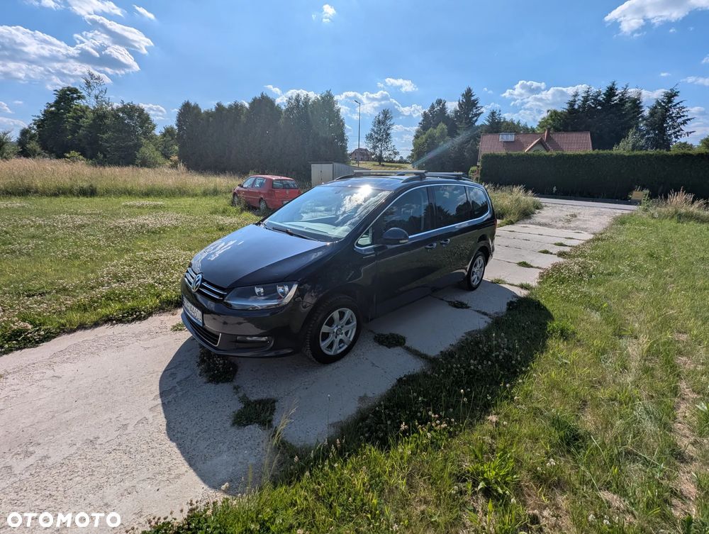 Volkswagen Sharan 2.0 TDI Comfortline DSG - 2