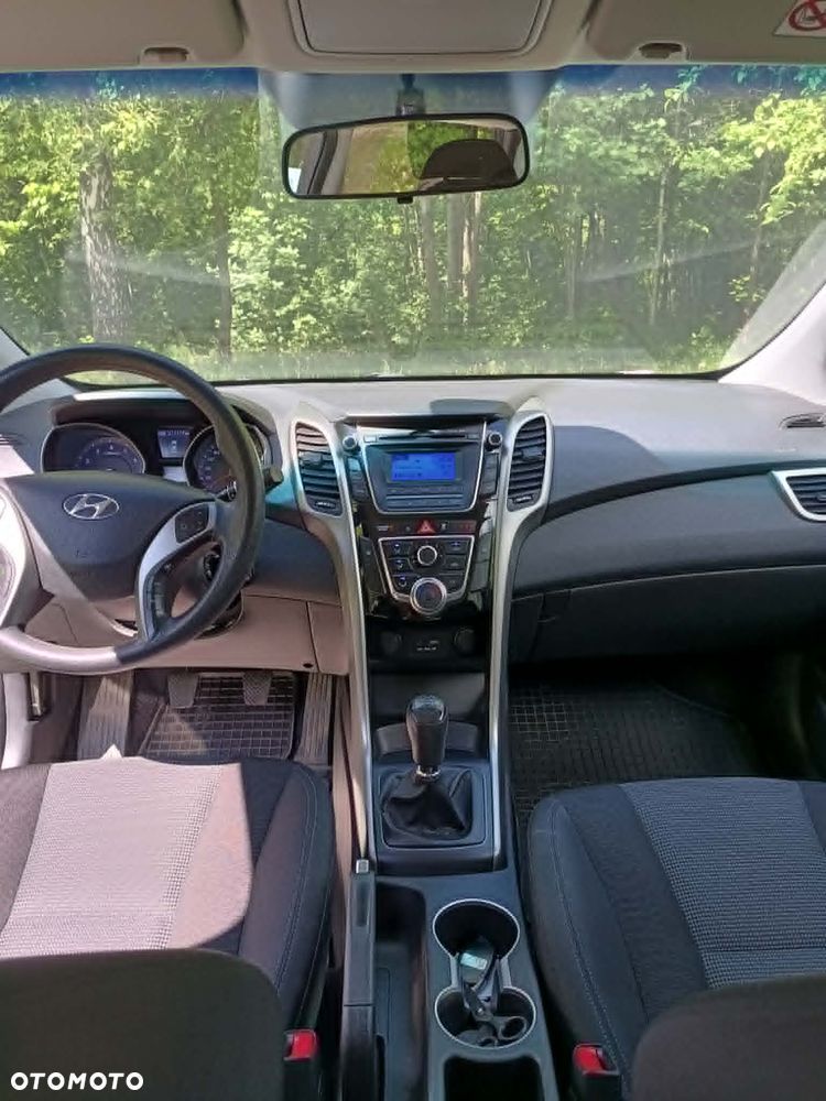 Hyundai i30 1.6 GDI BlueDrive Classic - 10