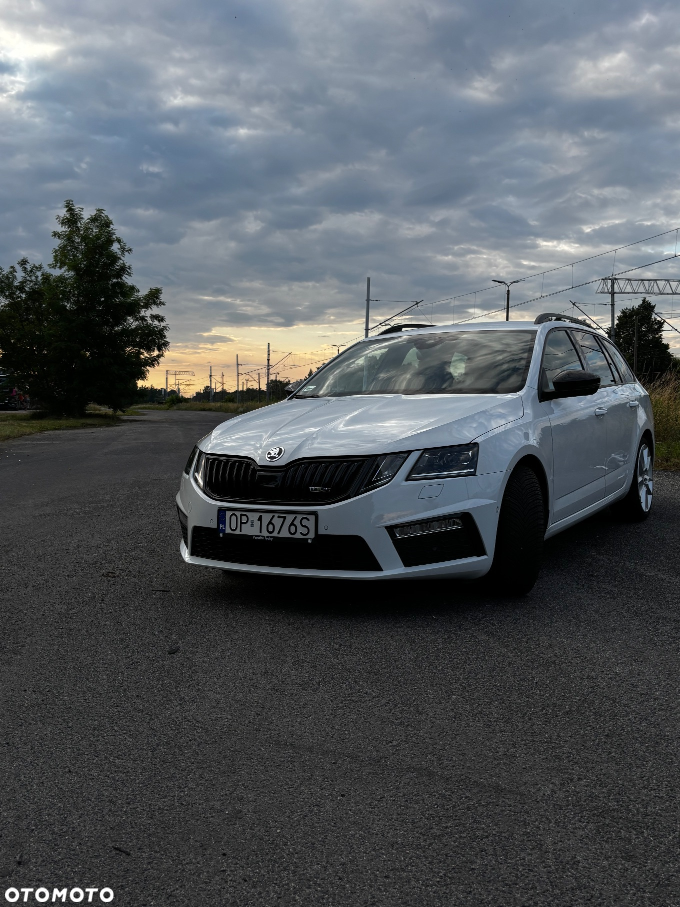 Skoda Octavia 2.0 TDI RS DSG - 4