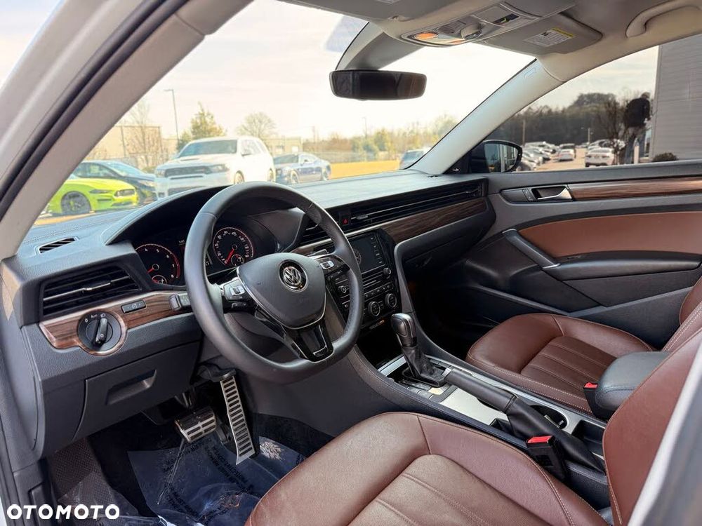 Volkswagen Passat 2.0 TSI Business DSG - 15