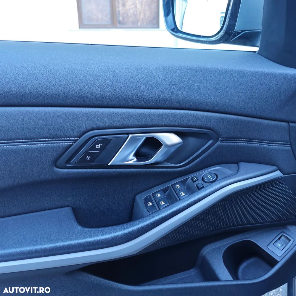 BMW Seria 3 318d AT MHEV - 10