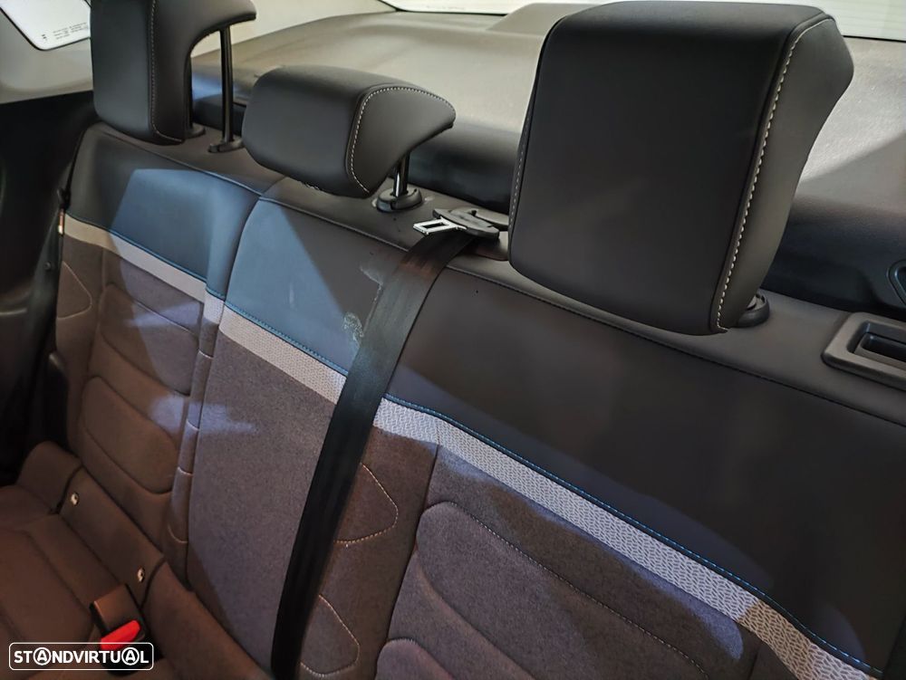 Citroën C4 X 1.2 PureTech Plus EAT8 - 30