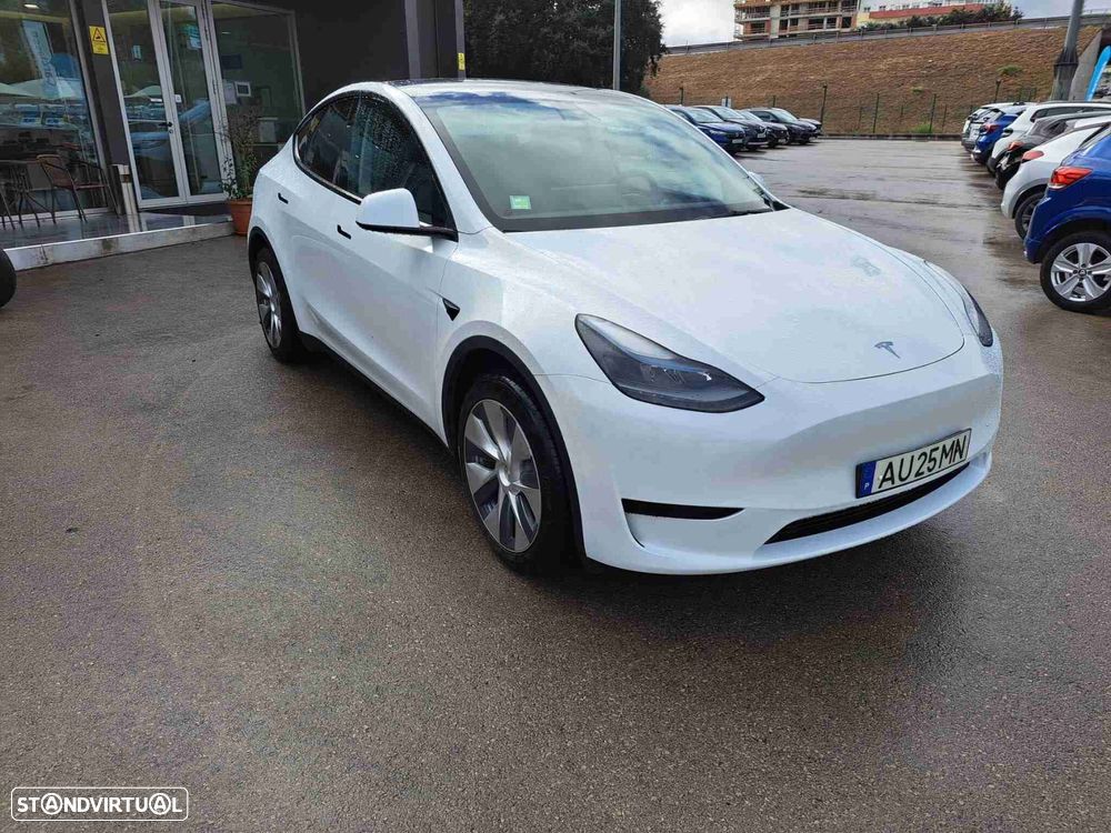 Tesla Model Y RWD - 4