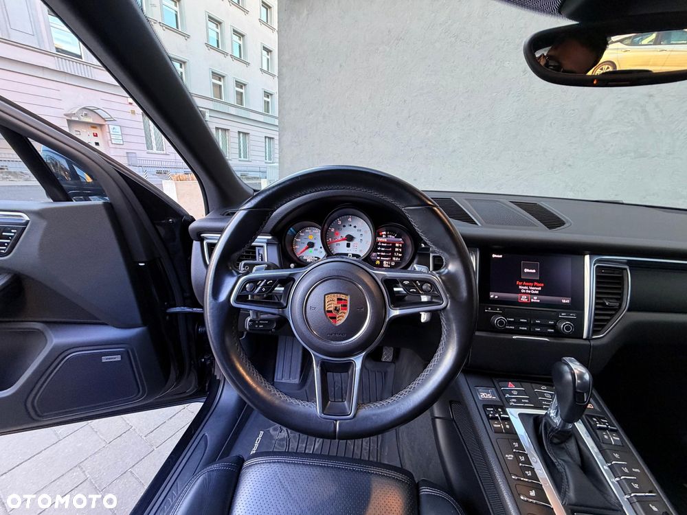 Porsche Macan - 21