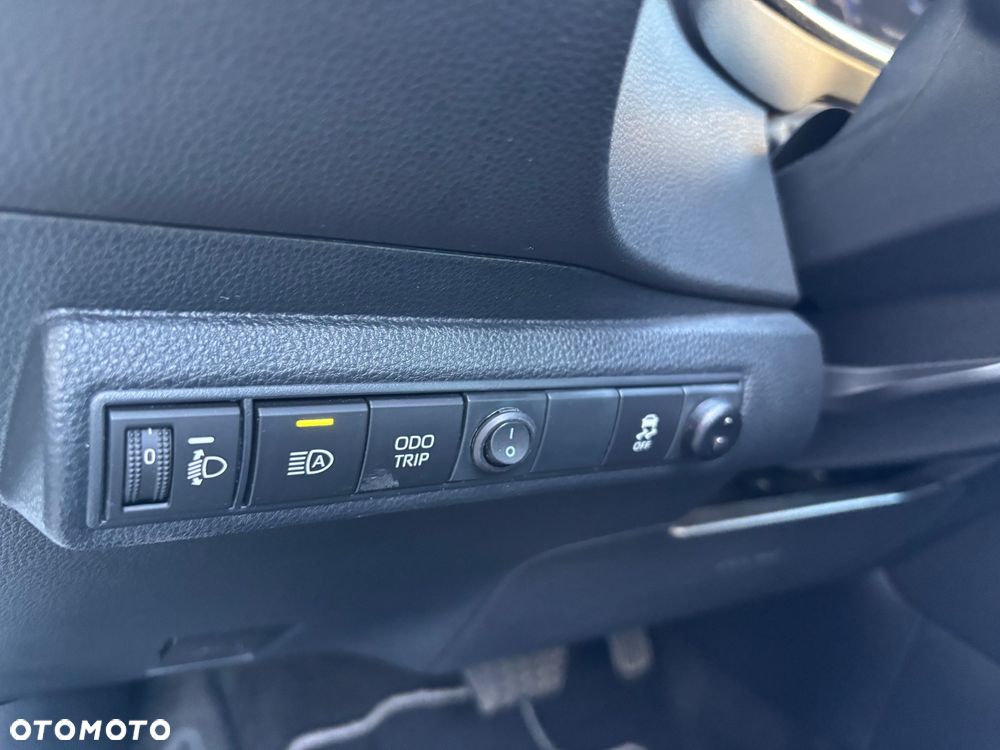 Toyota Corolla - 24