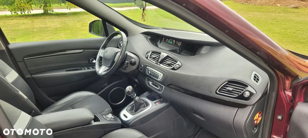 Renault Scenic - 11