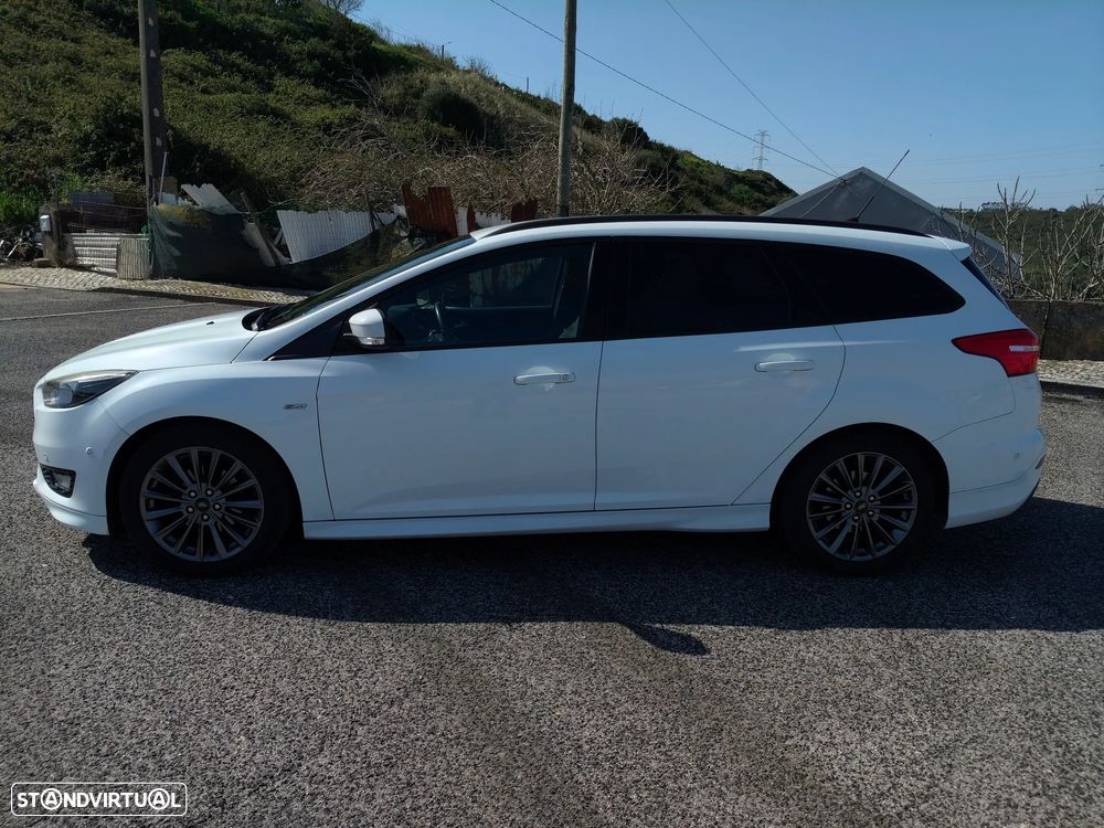 Ford Focus SW 1.5 TDCi ST-Line - 9