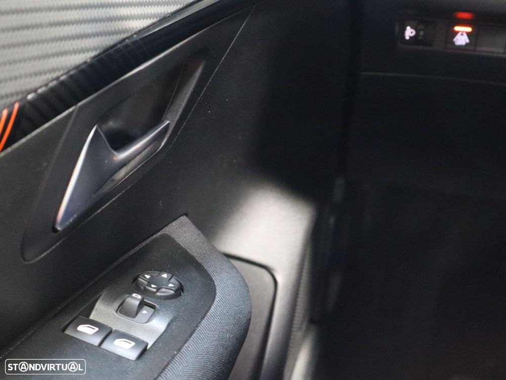 Peugeot e-208 50 kWh Active - 18