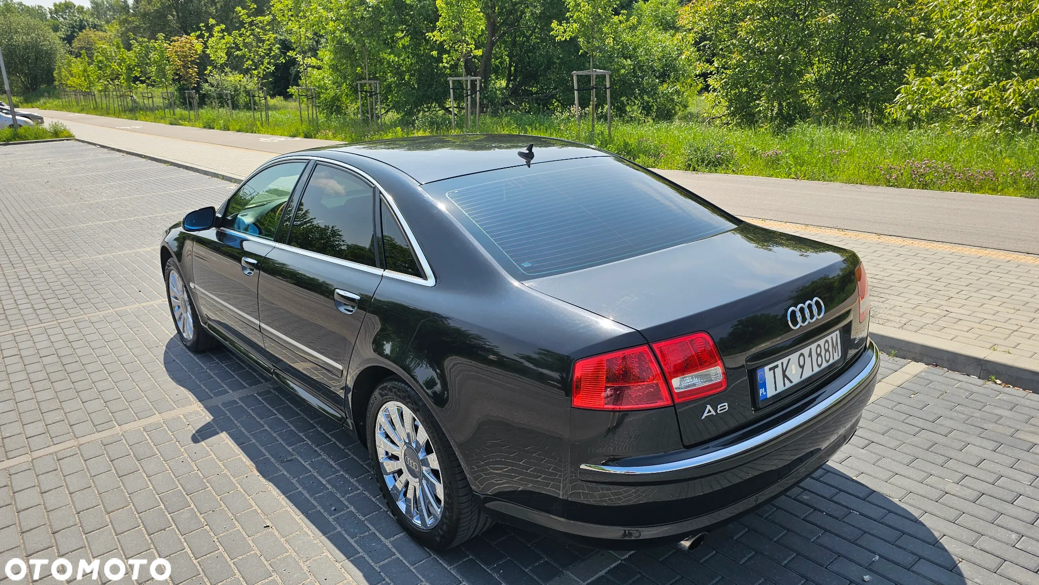 Audi A8 3.7 Quattro - 5