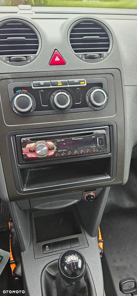 Volkswagen Caddy - 7