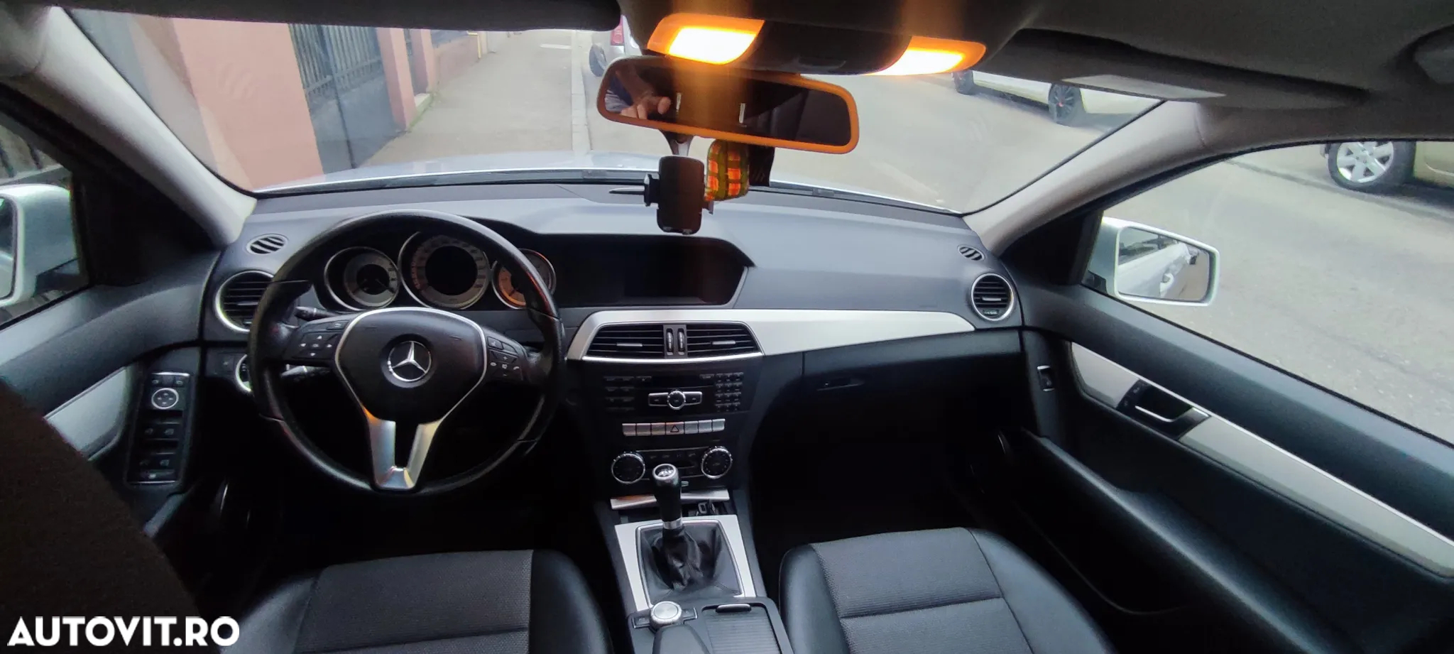 Mercedes-Benz C 180 T CDI DPF (BlueEFFICIENCY) Avantgarde - 8