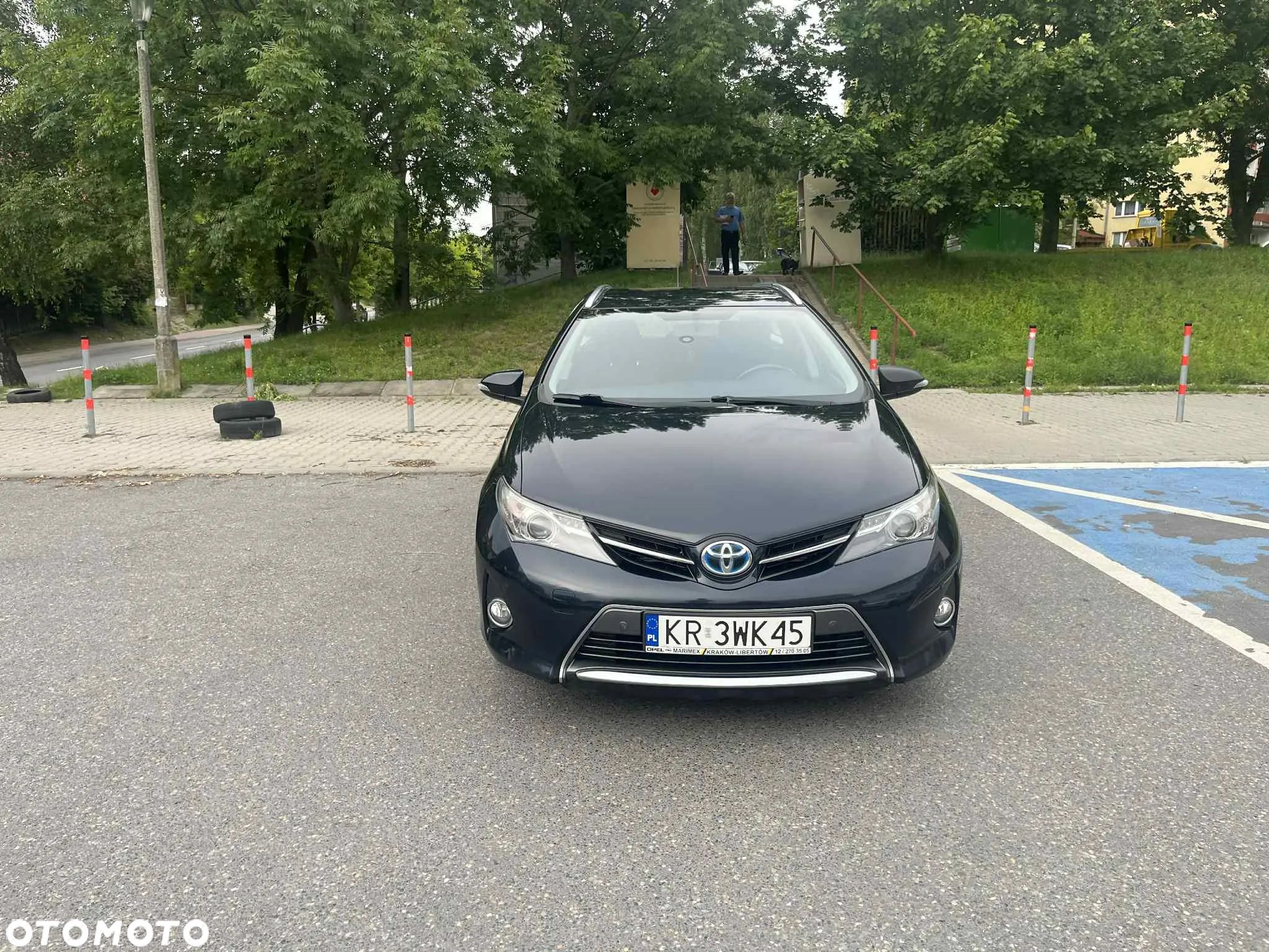 Toyota Auris - 1