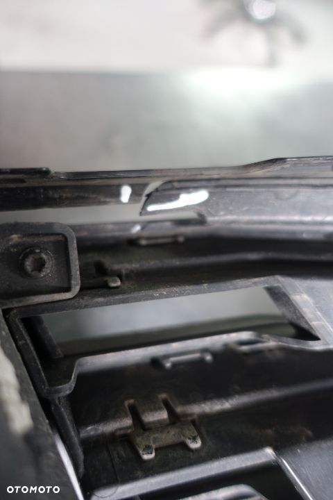 ATRAPA GRILL VW PASSAT B8 GTE - 11
