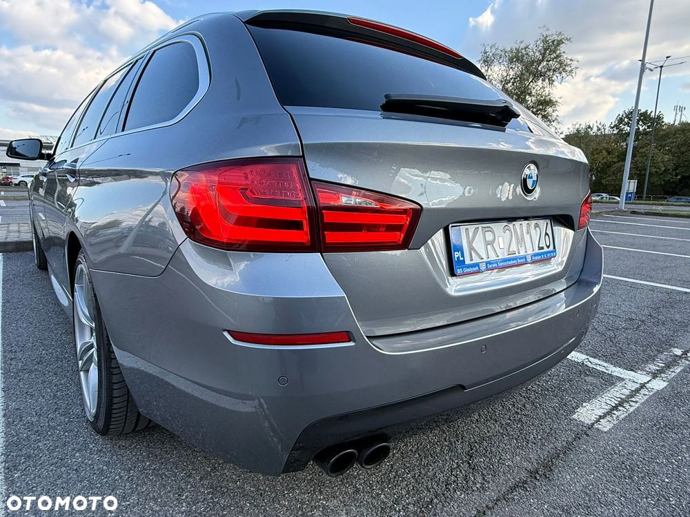 BMW Seria 5 525d xDrive - 39