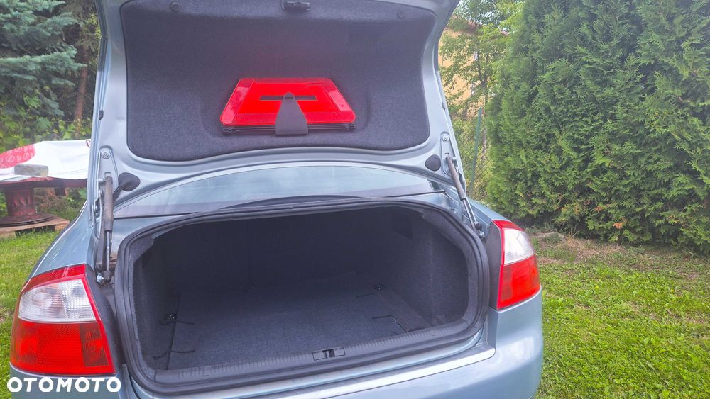 Audi A4 Avant - 7