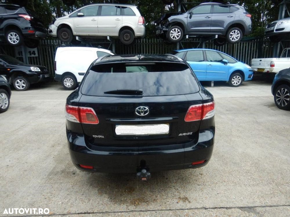 Rulou polita portbagaj Toyota Avensis 2010 Break 2.0 D - 3