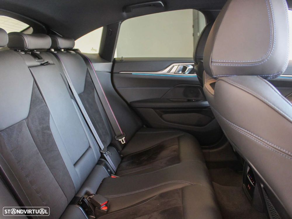 BMW i4 eDrive40 Pack Desportivo M Pro - 12