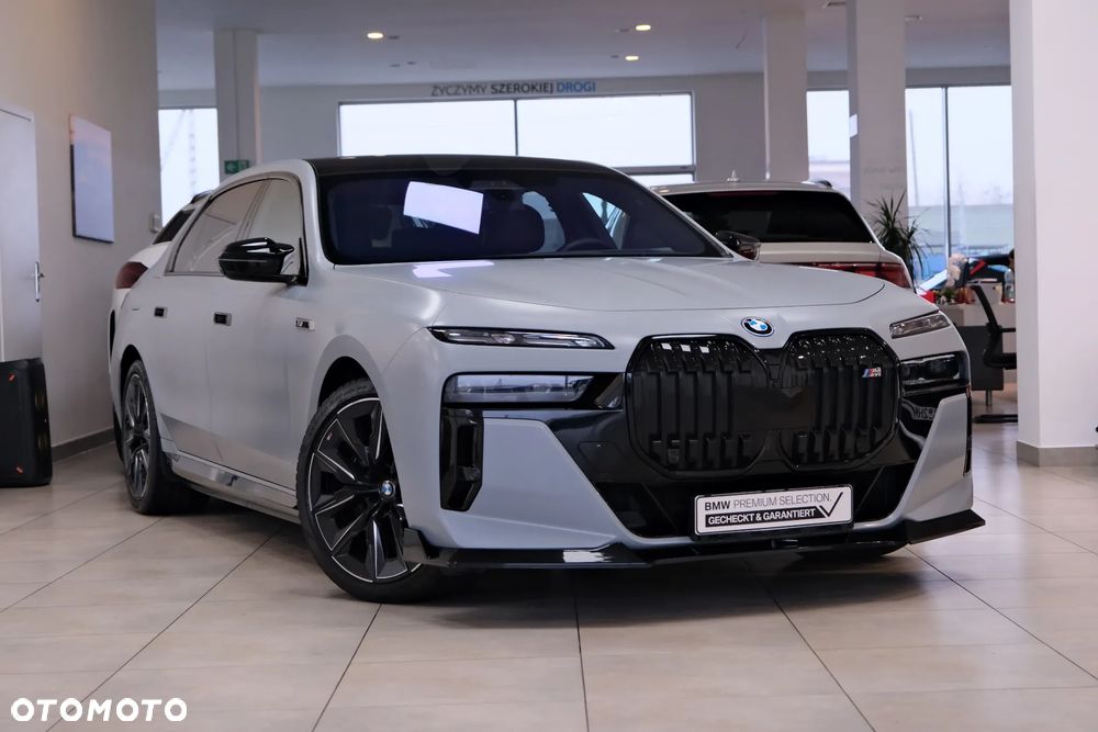 BMW Seria 7 M760e PHEV xDrive Individual Edition sport - 1