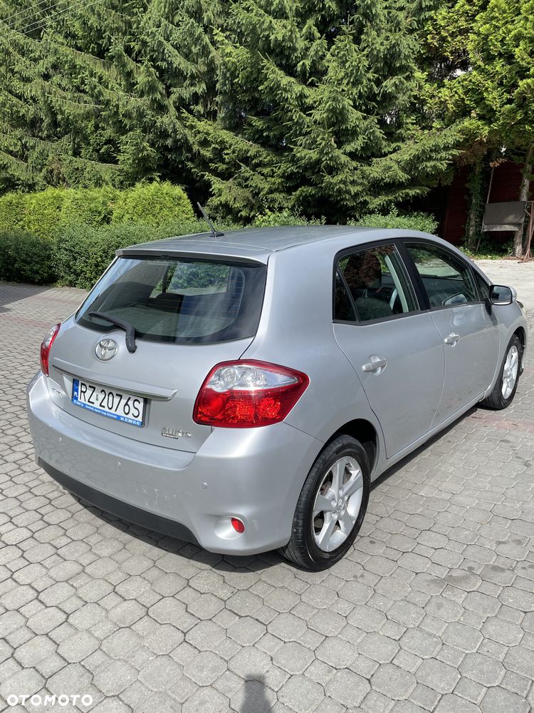 Toyota Auris 1.6 Dynamic - 4