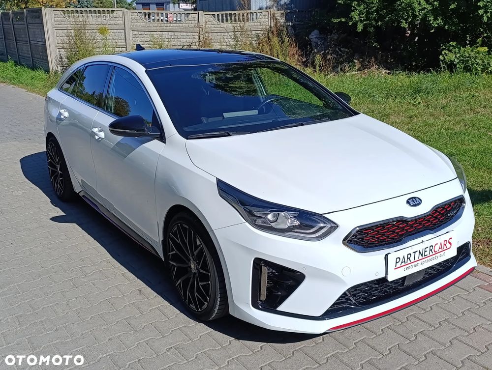 Kia ProCeed 1.6 T-GDI GT DCT - 2
