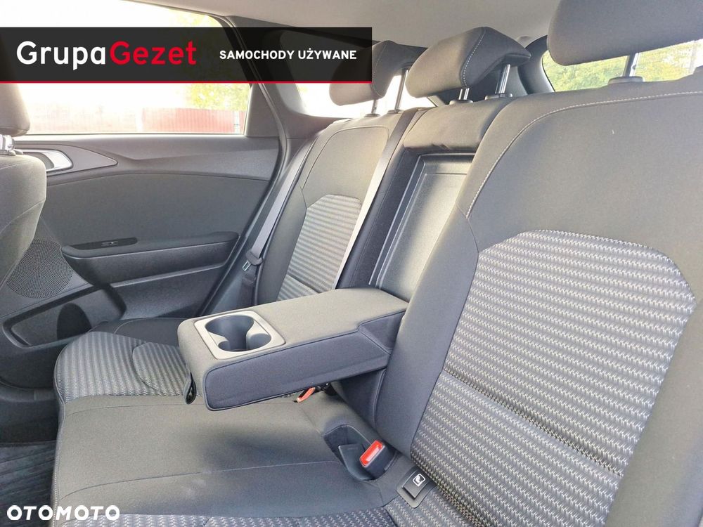Kia Ceed 1.5 T-GDI M - 16
