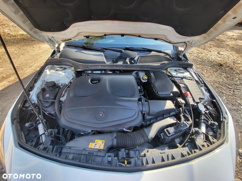 Mercedes-Benz CLA 220 4-Matic AMG Line - 32