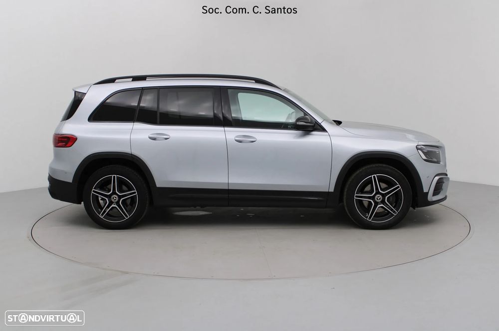 Mercedes-Benz GLB 180 d AMG Line - 4