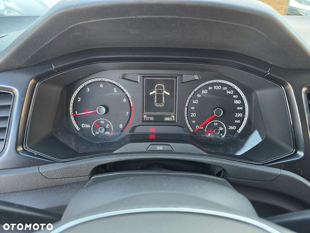 Volkswagen T-Roc - 24