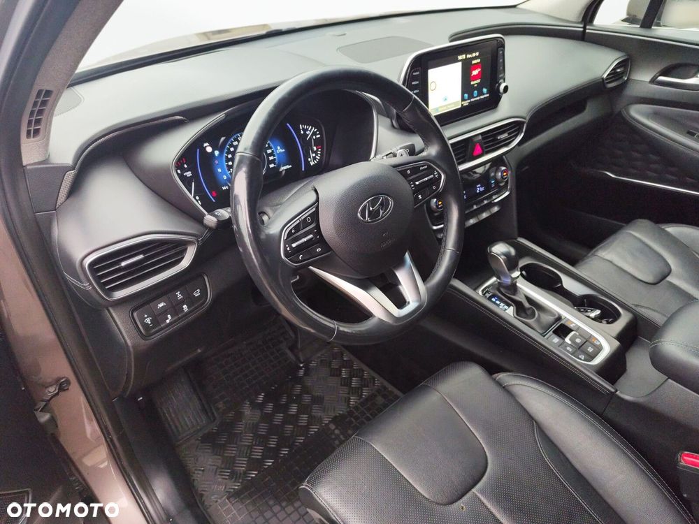 Hyundai Santa Fe - 9