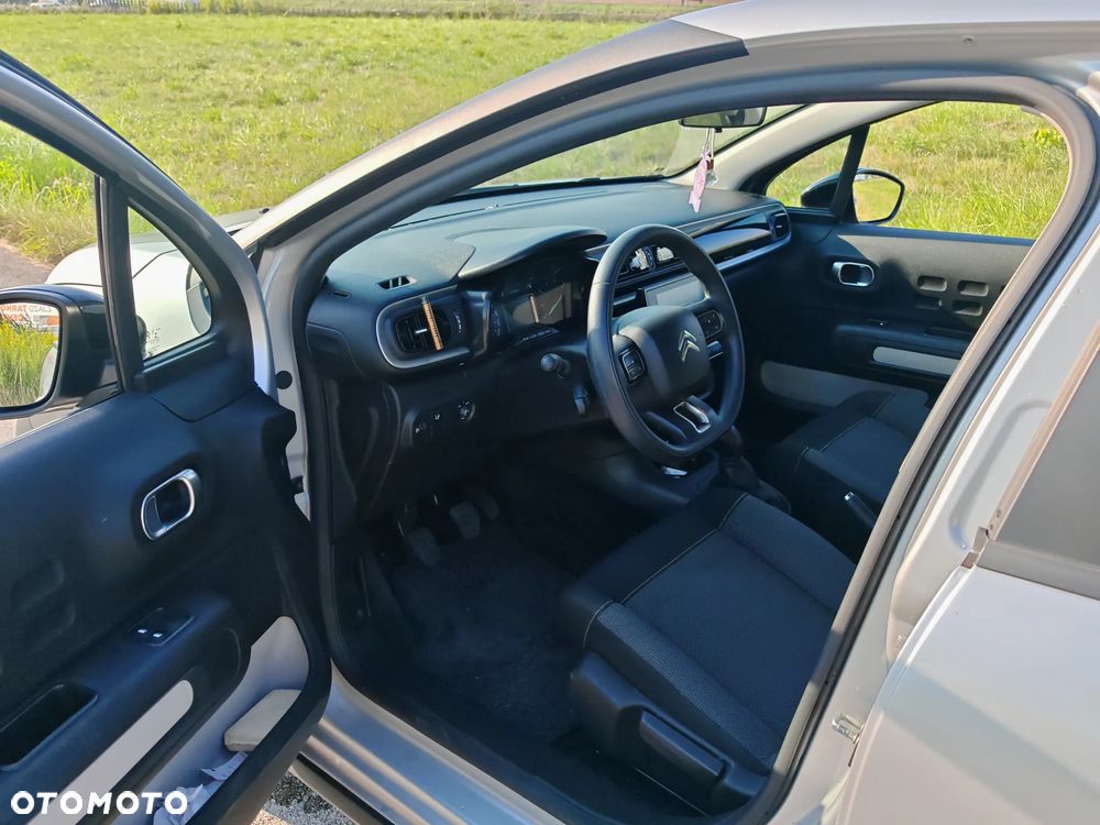 Citroën C3 Pure Tech 82 FEEL - 6