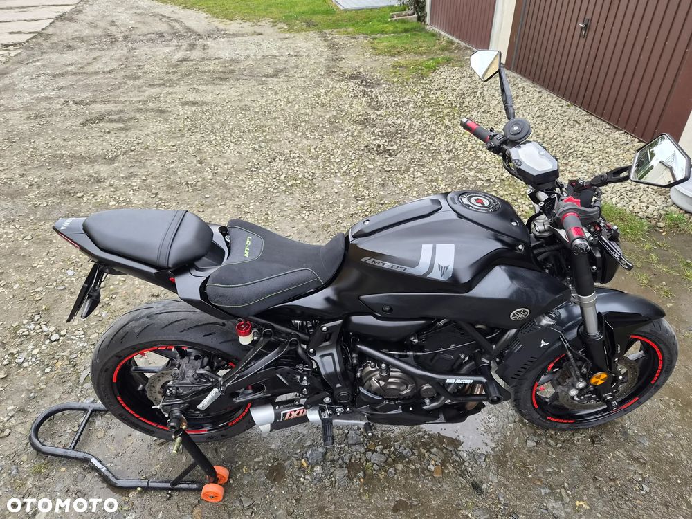 Yamaha MT - 2