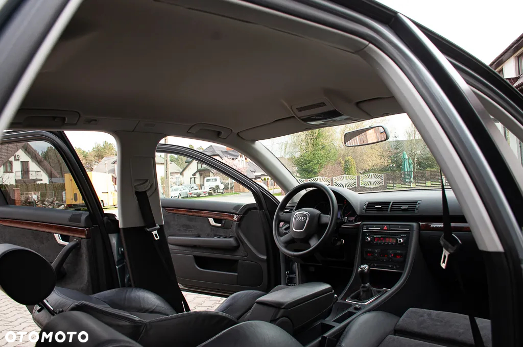 Audi A4 Avant 1.8T Quattro - 28